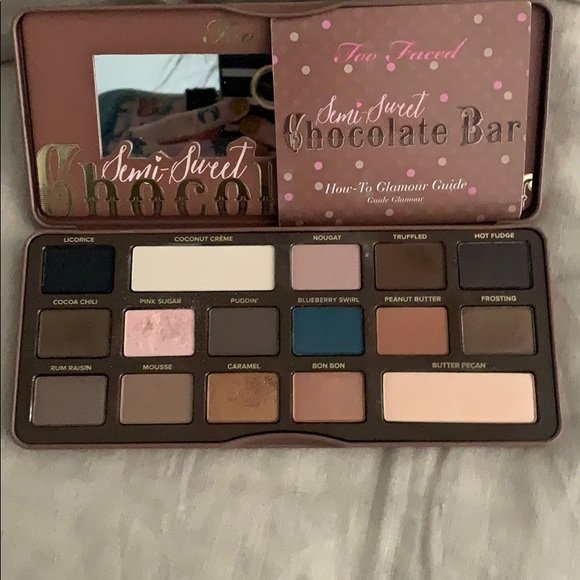 Too faced - Picture 2 of 3